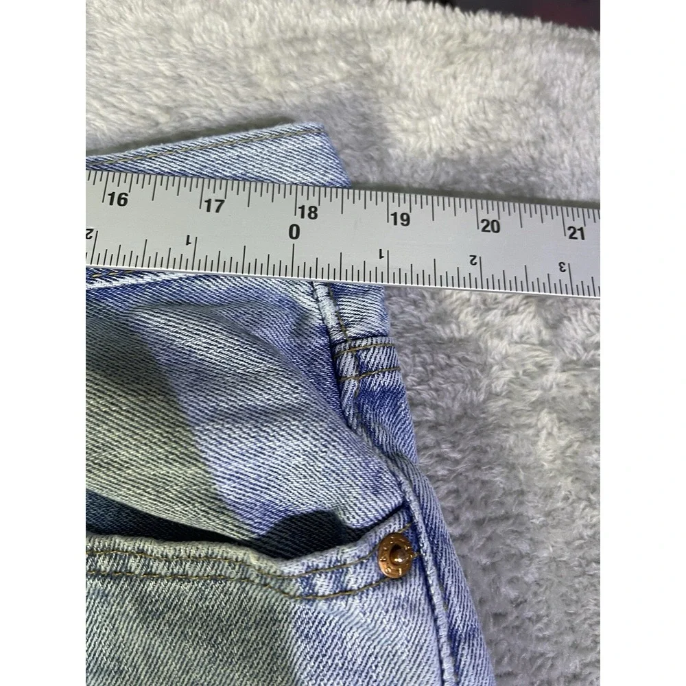 Levi's 550‎ Jeans Men's 37X31 (Tag 40X32) Relaxed Denim Classic Distressed Blue